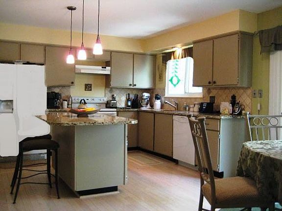 2nd image of 7570 Whithorn Ct