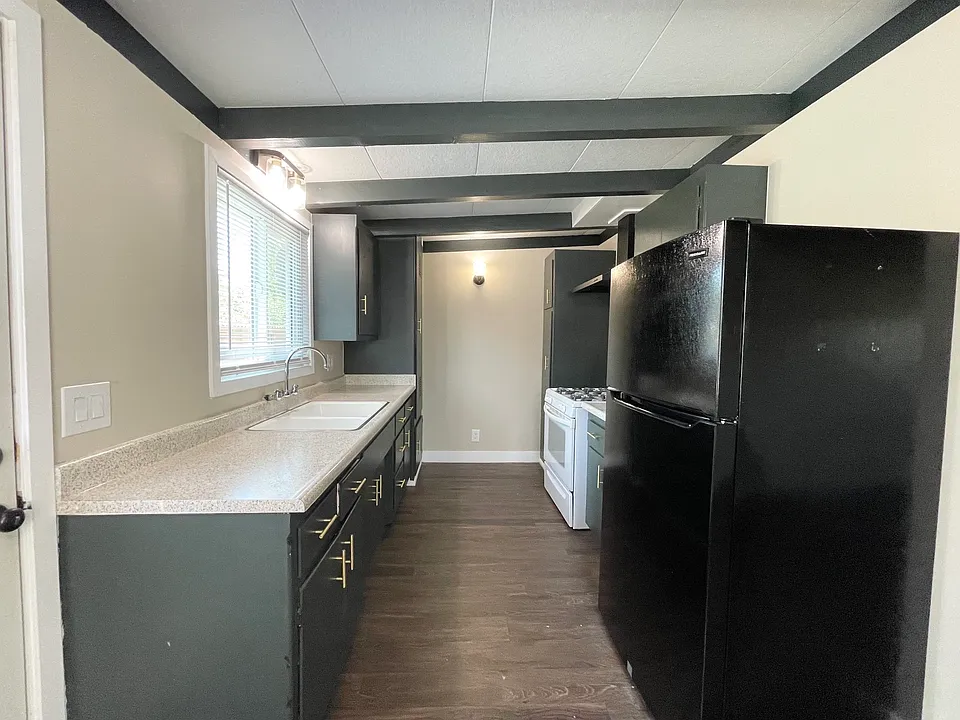 783 Baylor Ave #783