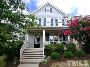 112 Amberglen Ln, Holly Springs, NC 27540
