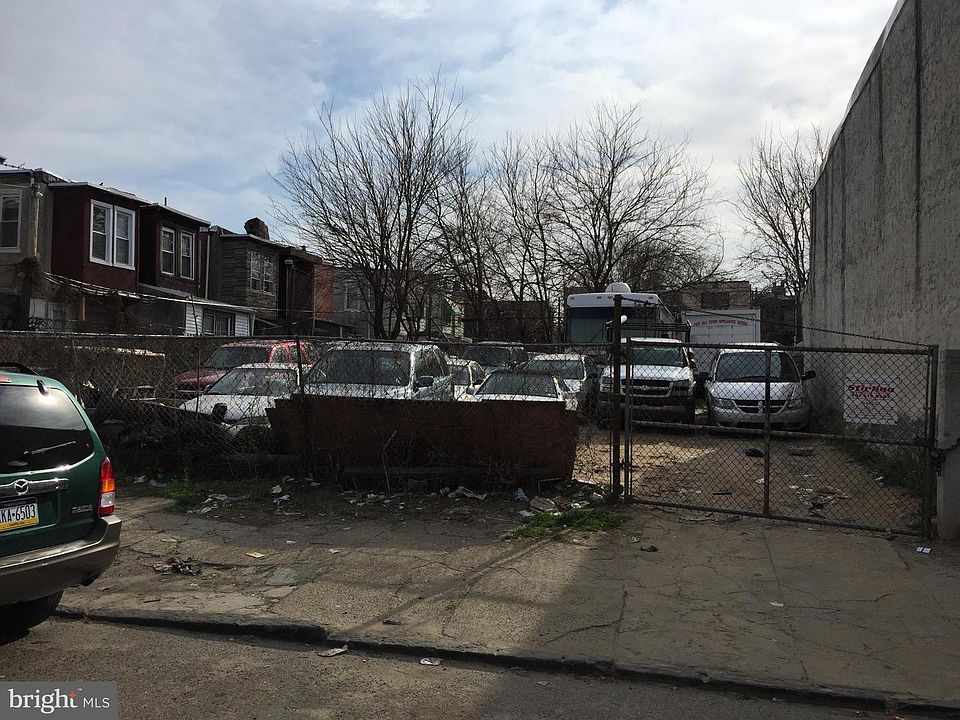 1st image of 1944 E Willard St