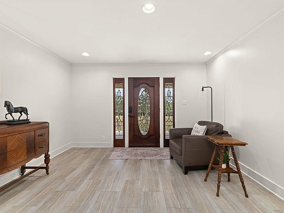 2nd image of 106 McPeters Dr