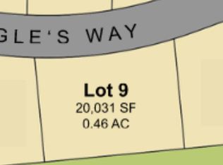 9 Eagles Ln, Falmouth, ME 04105