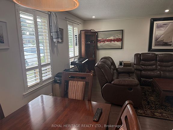 3rd image of 1402 Fordon Ave