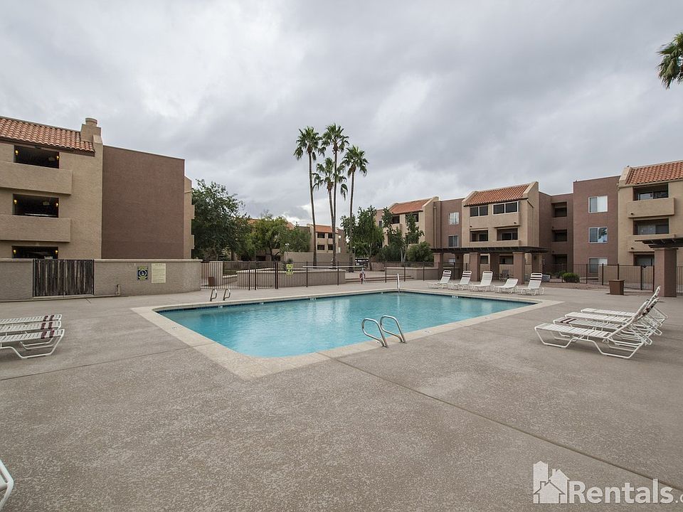 1st image of 540 N May St #2138