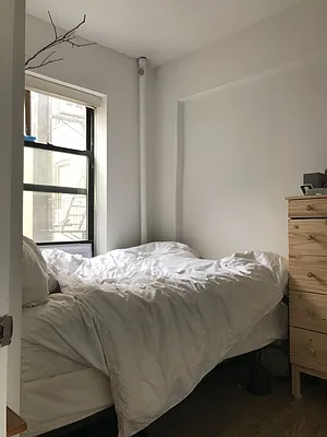 Rented by REAL New York | media 22