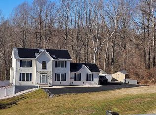 2135 Fireberry Ct, Prince Frederick, MD 20678