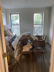 Rented by R New York