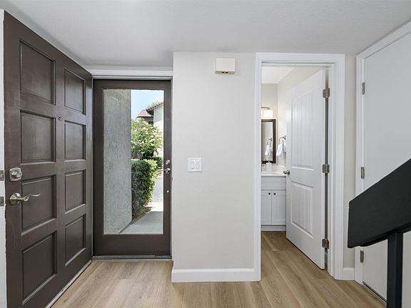 5th image of 181 Fairoaks Drive