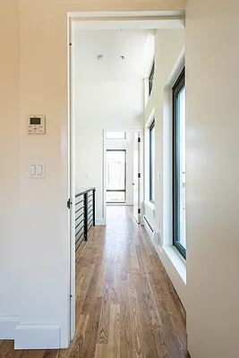 Rented by Nooklyn NYC LLC | media 75