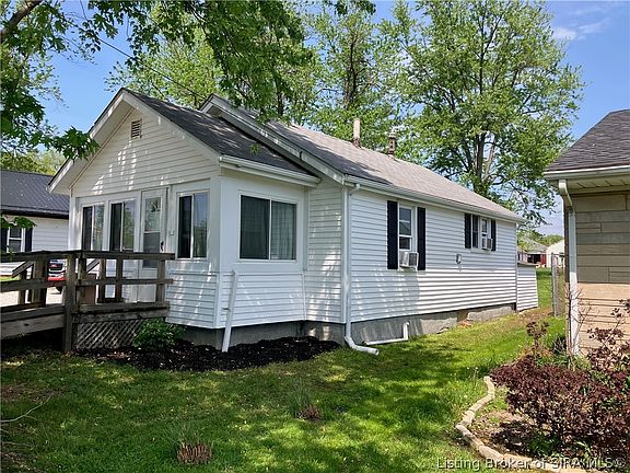 3rd image of 202 R Street