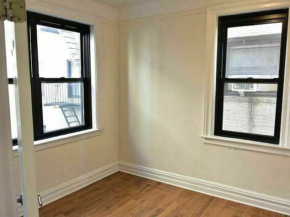4th image of 736 W 173rd St APT C44