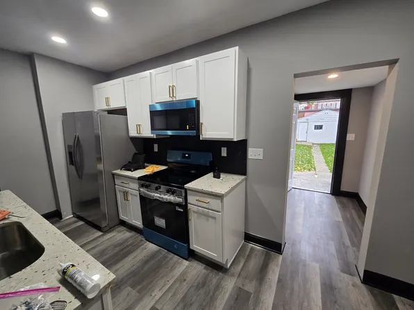 284 E Barthman Ave, Columbus, OH 43207