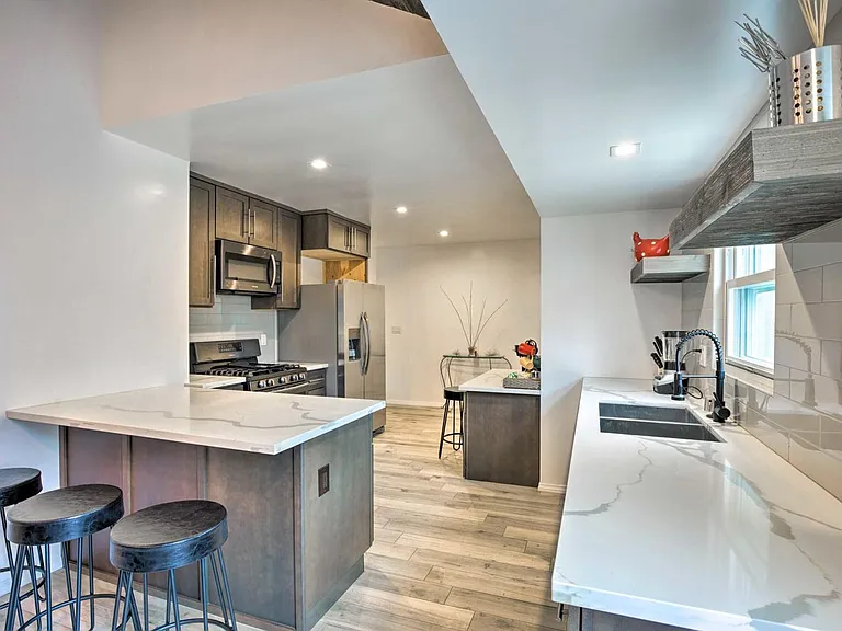 9706 S 4th Ave — Photo 5