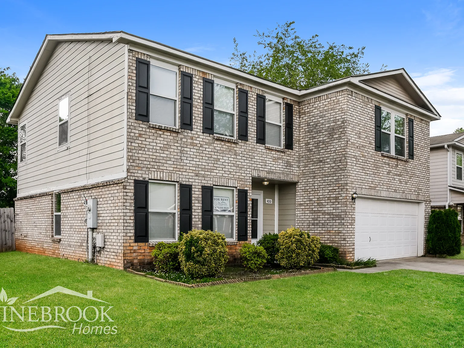 3 bed, 2.5 bath, 2307 sqft, $1,595 — Photo 2