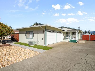 1359 Despina Dr, Ukiah, CA, 95482