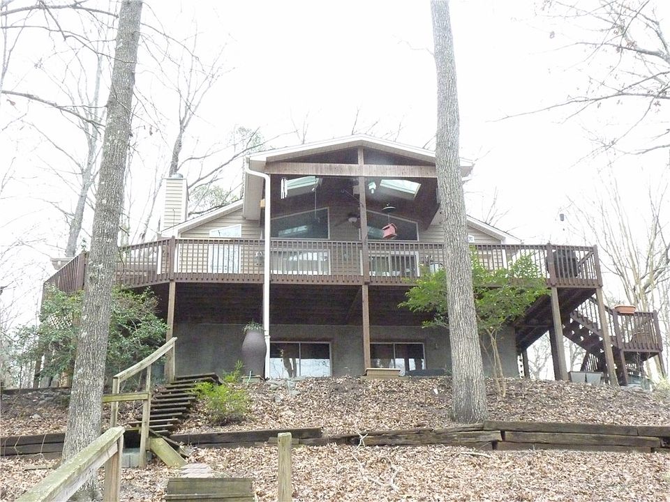 1st image of 106 Sassafrass Ct