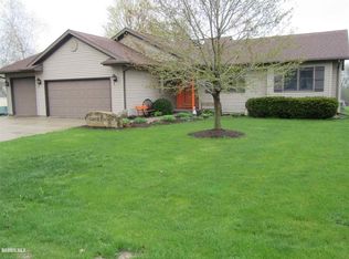 218 W Division Rd, Shannon, IL 61078