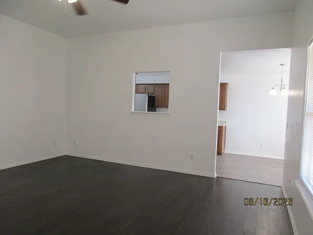 3 bed, 1426 sqft, $1,650 — Photo 4