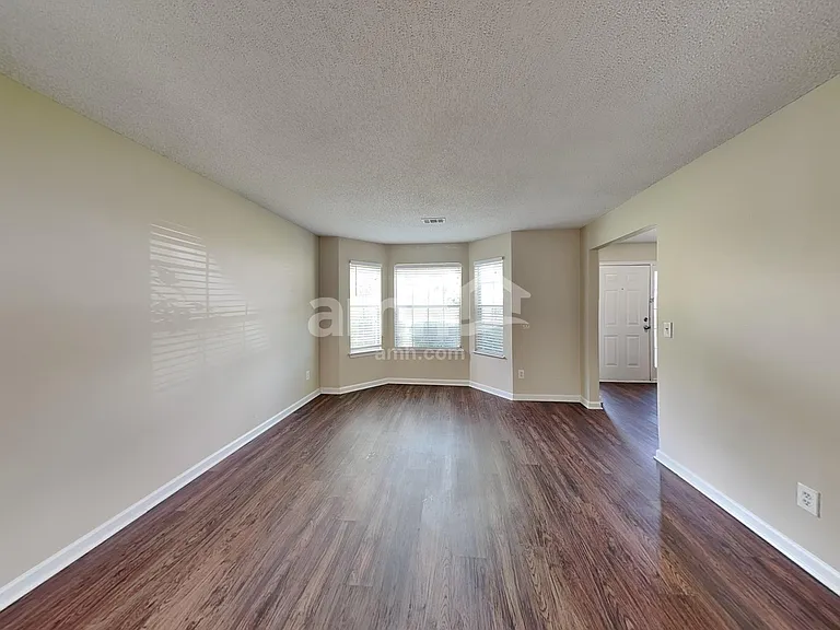 4445 Tuckahoe Ct — Photo 20