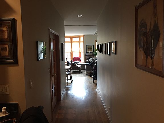2nd image of 630 W Wrightwood Ave APT 3E