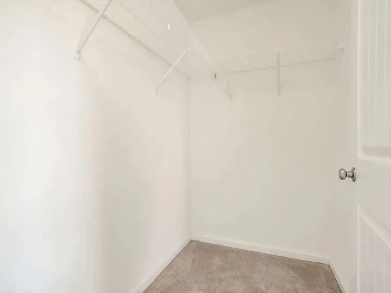 345 Avon Dr — Photo 12