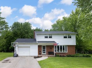 2490 Kosiorek Dr, Erie, PA 16509