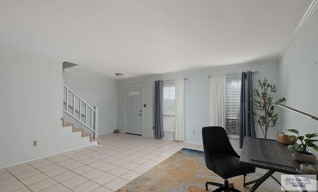 2 bed, 2.5 bath, 1826 sqft, $1,650 — Photo 4
