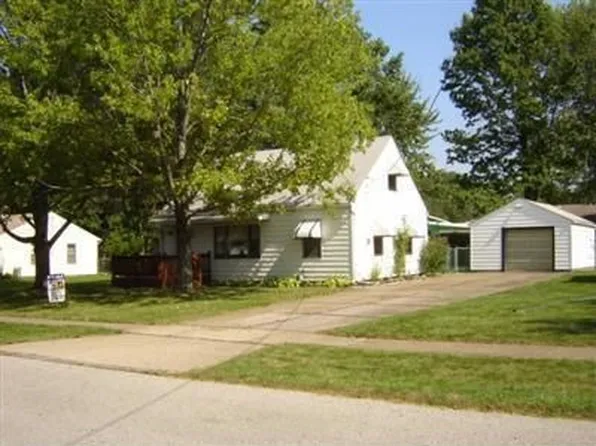 3433 Pickett Rd, Lorain, OH 44053