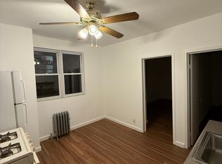 57-66 63rd St #2R, Maspeth, NY 11378