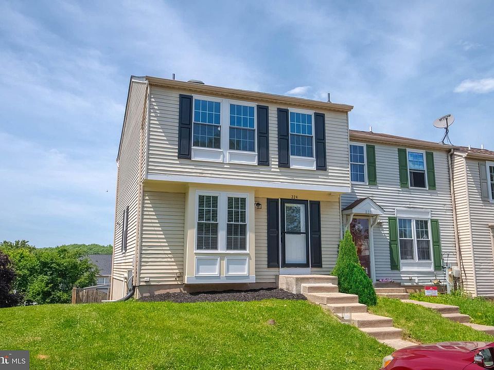 1st image of 224 Ellerslie Ct