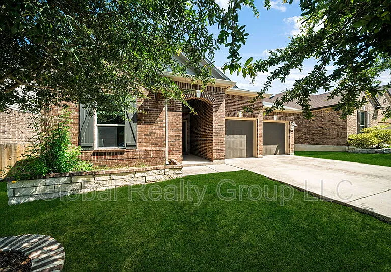 4610 Sebastian Oak — Photo 30