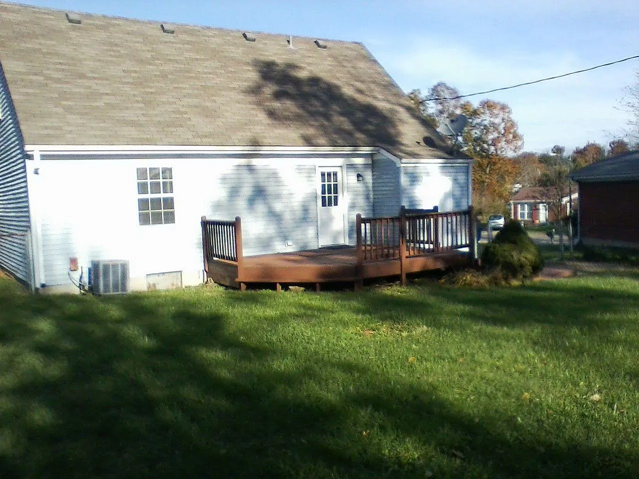 3 bed, 1880 sqft, $1,795 — Photo 2