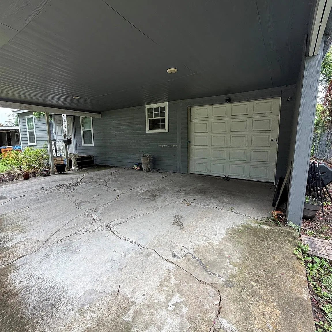 3 bed, 2.0 bath, 1341 sqft, $1,800 — Photo 4