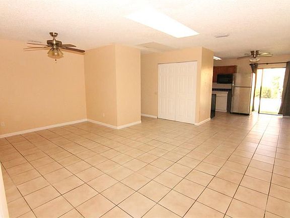4th image of 3504 SW 4th St APT B