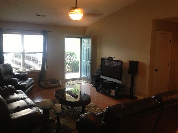 3rd image of 5616 NW Jamaica Ln