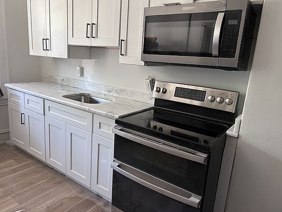 2nd image of 1223 W Hilton St #1