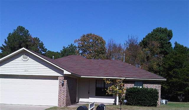1st image of 1690 Southern Hills Dr