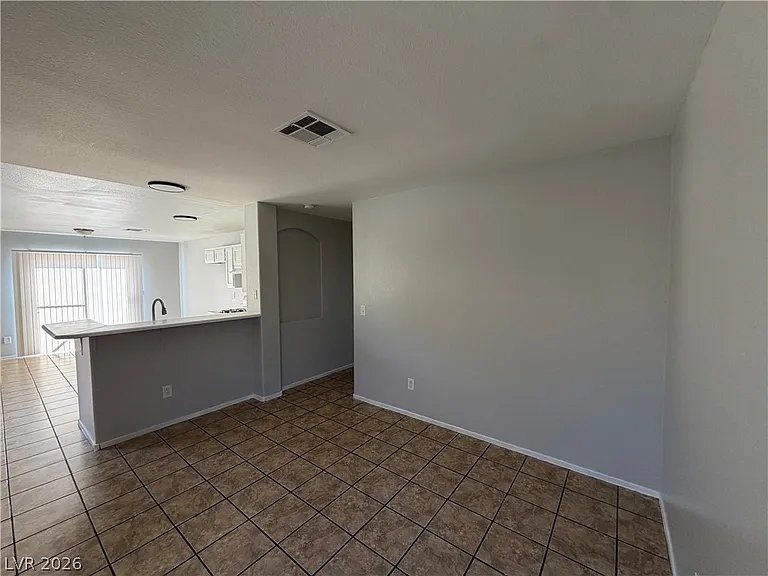 1864 Star Sapphire Ct — Photo 6