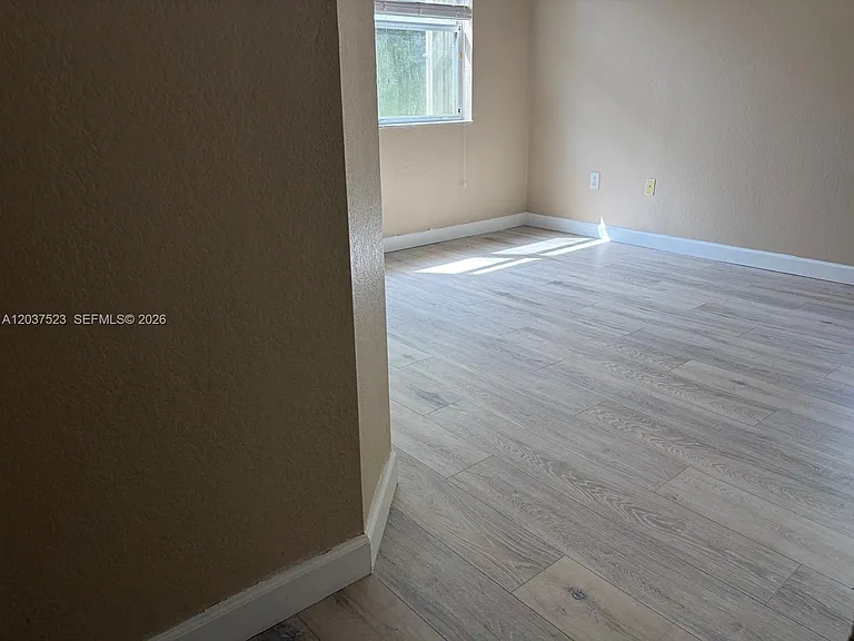 1690 NE 33rd Ave #109-6 — Photo 8