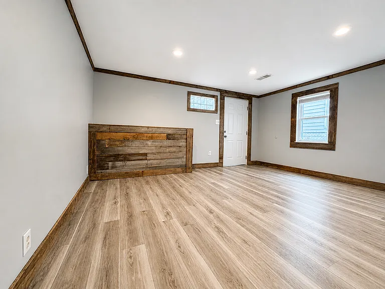 20743 Marie Ave — Photo 5