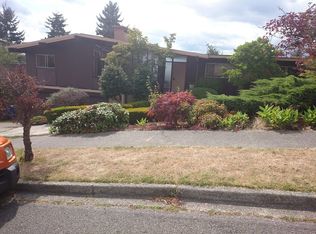 8639 Fauntlee Crst SW, Seattle, WA 98136