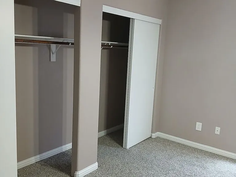 1851 Hillpointe Rd #17 — Photo 7
