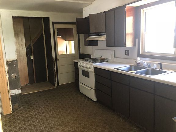 5th image of 24723 Idlewild Ave