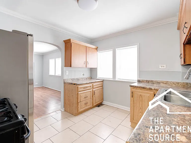 2609 W Thomas St #2 — Photo 25