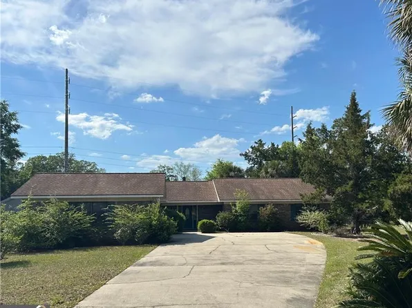 103 Cartwright Cir, Brunswick, GA 31525