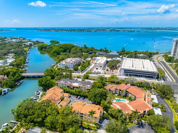 858 Hudson Ave #1, Sarasota, FL 34236