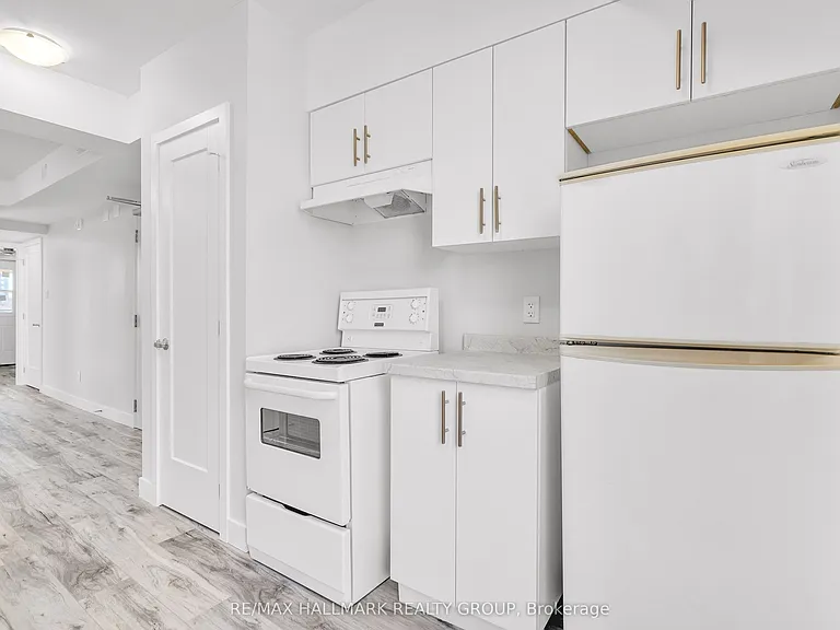 261 Somerset St E #3 — Photo 12