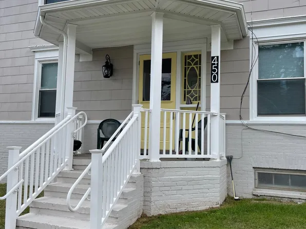 450 Spruce St APT E, Bloomsburg, PA 17815