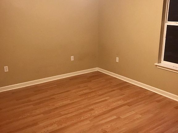 5th image of 502 Willow St #B