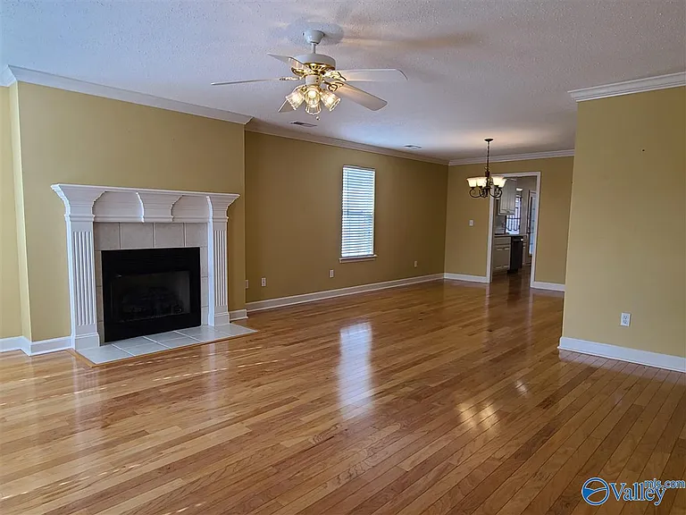 5308 Frankford Dr SE — Photo 5